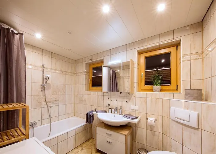 Schafbergblick Mit Balkon 公寓 蒙德湖